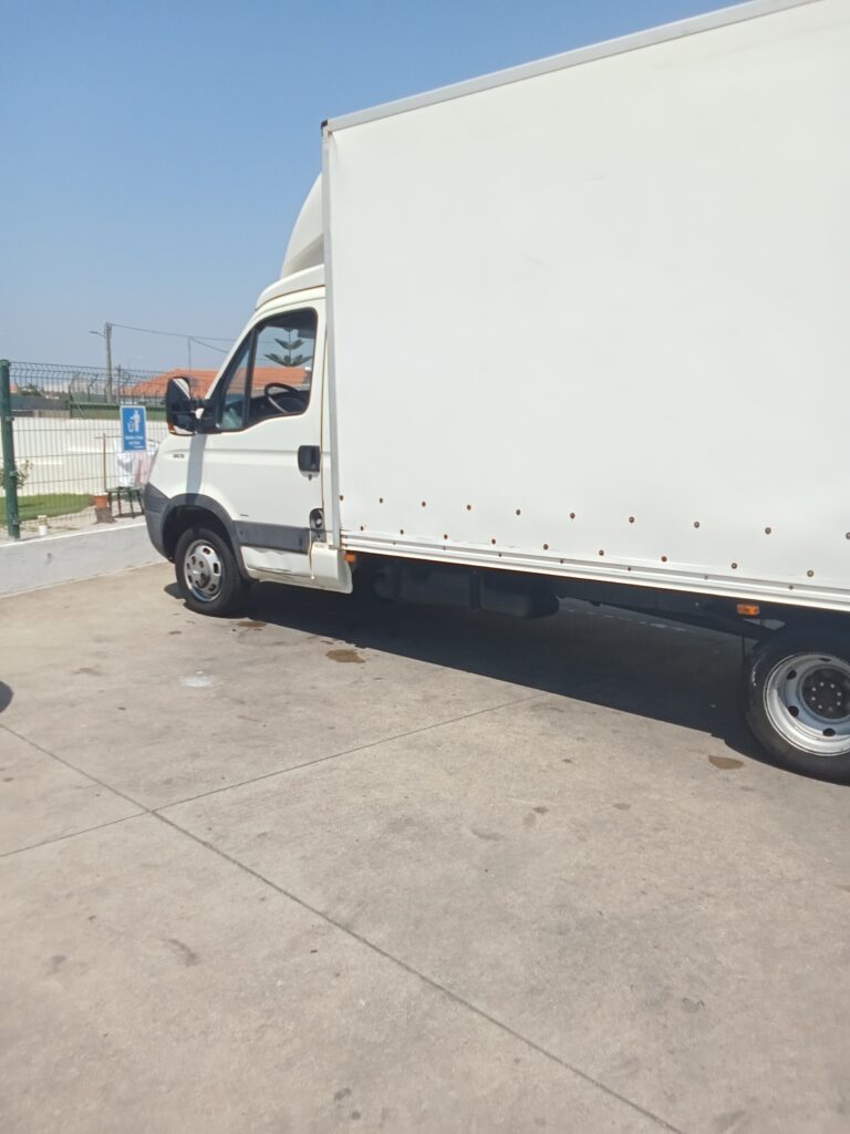 mudanças,empresa de mudanças,transportes e mudanças,mudanças corroios